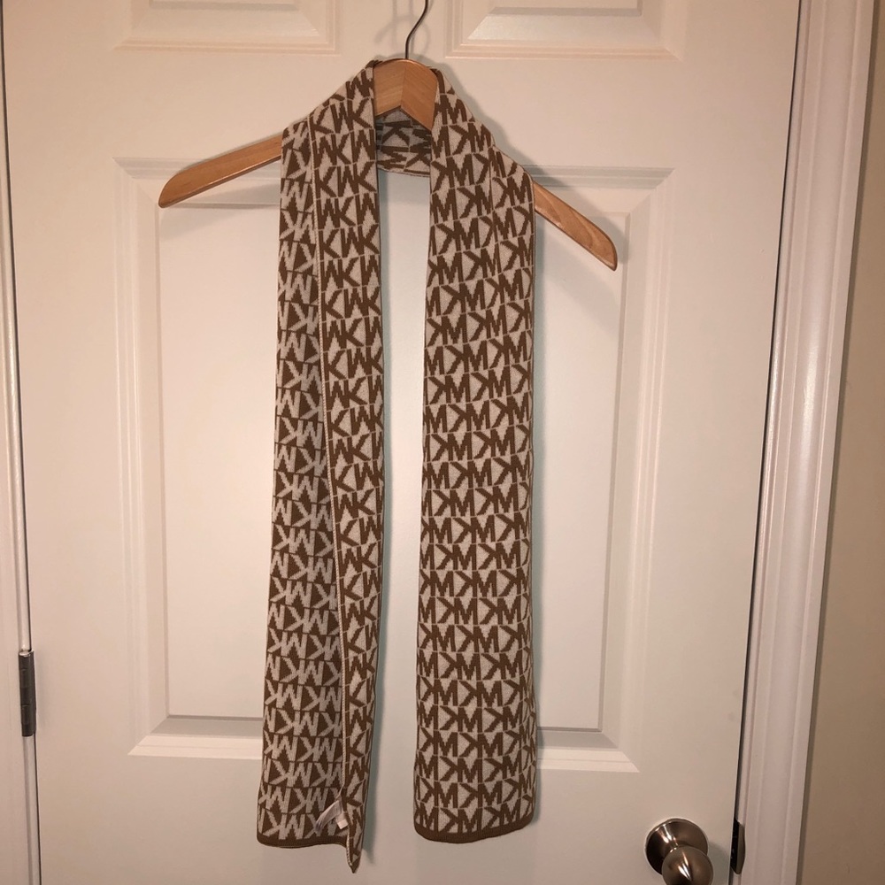 Michael Kors Scarf